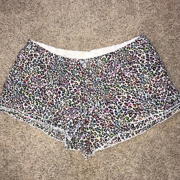 Victoria's Secret Other - Victoria’s Secret Animal Print Sleep Shorts Large